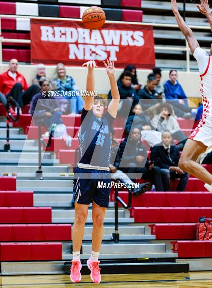 Thumbnail 3 in Sultan @ Renton photogallery.