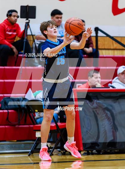 Thumbnail 3 in Sultan @ Renton photogallery.