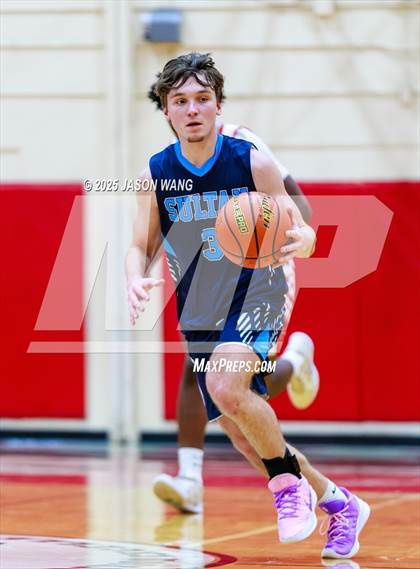 Thumbnail 3 in Sultan @ Renton photogallery.