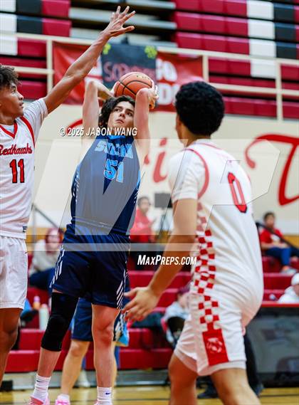 Thumbnail 1 in Sultan @ Renton photogallery.