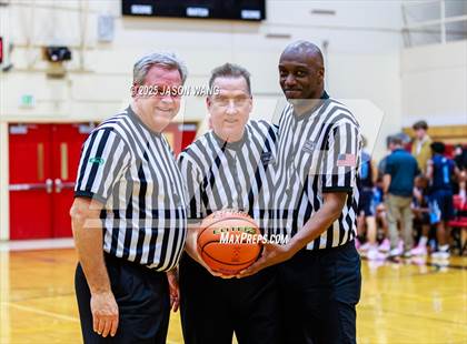 Thumbnail 1 in Sultan @ Renton photogallery.