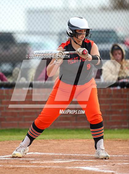Thumbnail 3 in Pilot Point @ Whitesboro photogallery.
