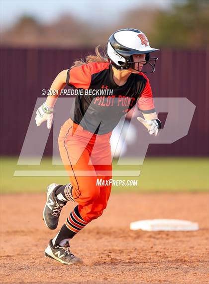 Thumbnail 3 in Pilot Point @ Whitesboro photogallery.