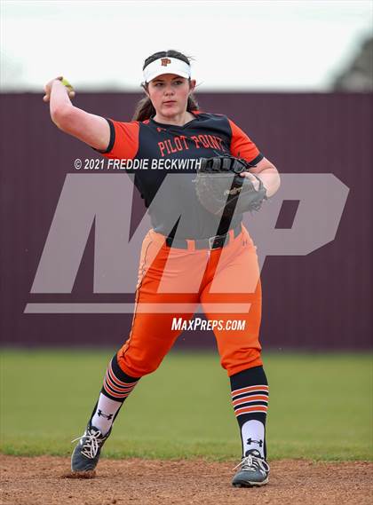 Thumbnail 2 in Pilot Point @ Whitesboro photogallery.
