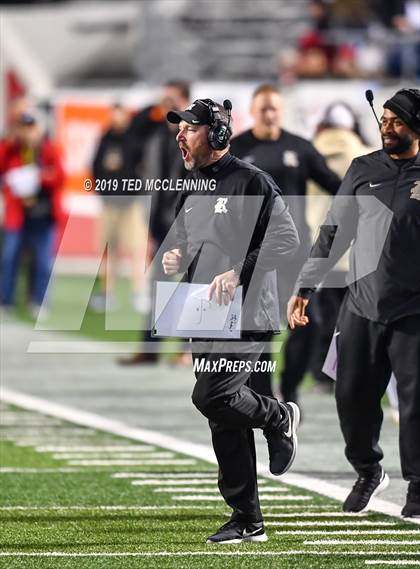 Thumbnail 3 in Shiloh Christian vs. Robinson (AAA 4A State Final) photogallery.