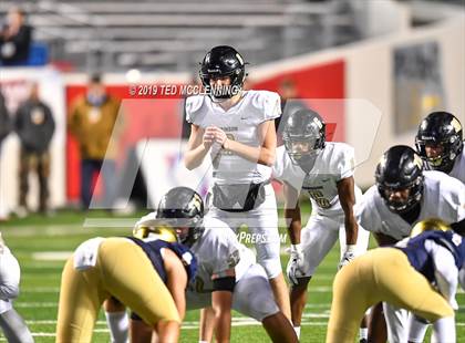 Thumbnail 1 in Shiloh Christian vs. Robinson (AAA 4A State Final) photogallery.
