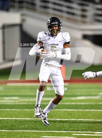 Thumbnail 3 in Shiloh Christian vs. Robinson (AAA 4A State Final) photogallery.