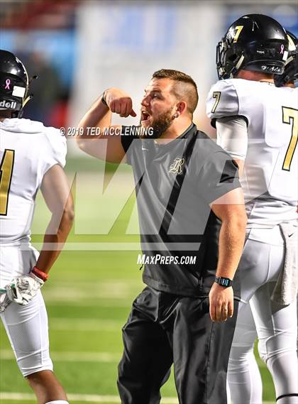 Thumbnail 1 in Shiloh Christian vs. Robinson (AAA 4A State Final) photogallery.
