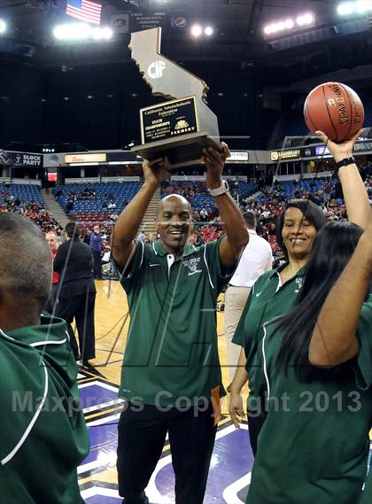 Thumbnail 3 in Long Beach Poly vs. Berkeley (CIF State D1 Final) photogallery.