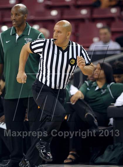 Thumbnail 2 in Long Beach Poly vs. Berkeley (CIF State D1 Final) photogallery.