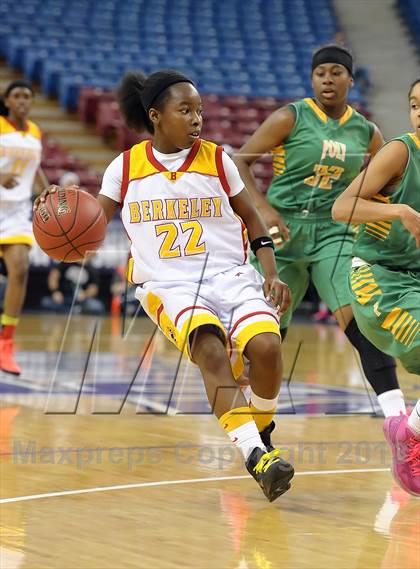Thumbnail 2 in Long Beach Poly vs. Berkeley (CIF State D1 Final) photogallery.
