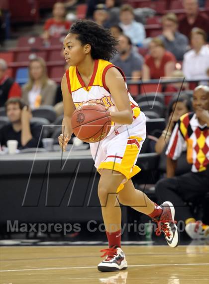 Thumbnail 2 in Long Beach Poly vs. Berkeley (CIF State D1 Final) photogallery.