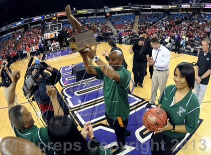Thumbnail 2 in Long Beach Poly vs. Berkeley (CIF State D1 Final) photogallery.