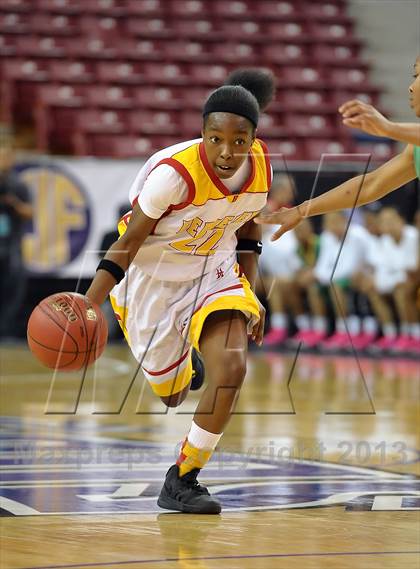 Thumbnail 2 in Long Beach Poly vs. Berkeley (CIF State D1 Final) photogallery.