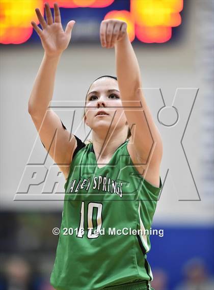 Thumbnail 2 in McGehee vs. Valley Springs (AAA 3A Round Two) photogallery.