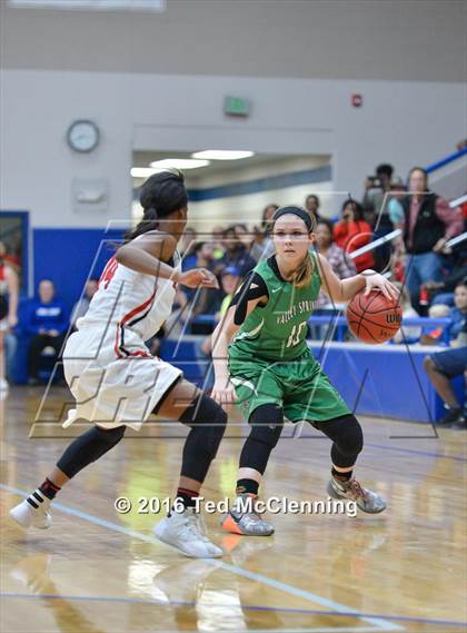Thumbnail 3 in McGehee vs. Valley Springs (AAA 3A Round Two) photogallery.