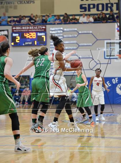 Thumbnail 2 in McGehee vs. Valley Springs (AAA 3A Round Two) photogallery.