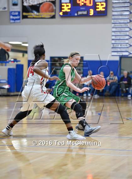 Thumbnail 1 in McGehee vs. Valley Springs (AAA 3A Round Two) photogallery.