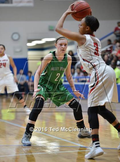Thumbnail 2 in McGehee vs. Valley Springs (AAA 3A Round Two) photogallery.