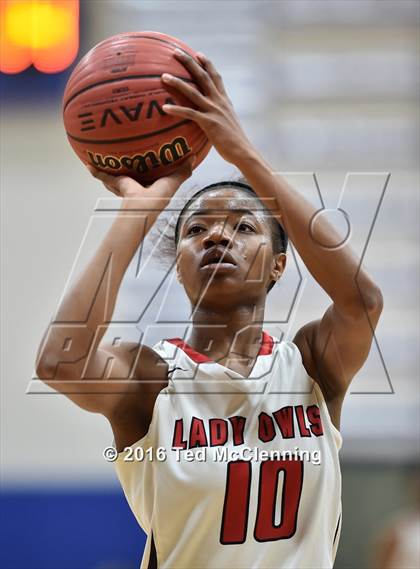 Thumbnail 2 in McGehee vs. Valley Springs (AAA 3A Round Two) photogallery.