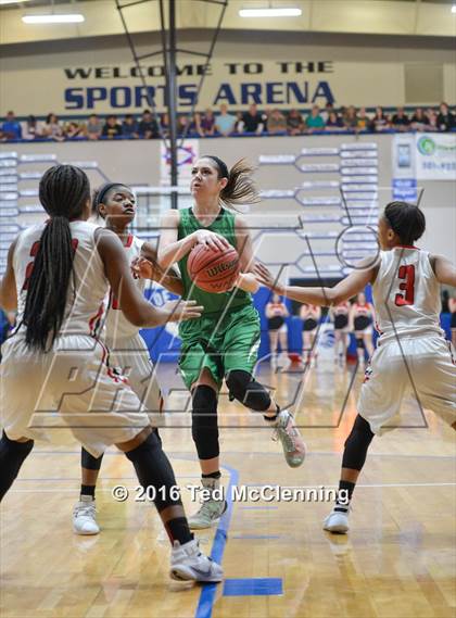 Thumbnail 3 in McGehee vs. Valley Springs (AAA 3A Round Two) photogallery.