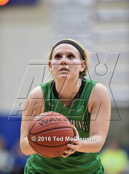 Thumbnail 3 in McGehee vs. Valley Springs (AAA 3A Round Two) photogallery.
