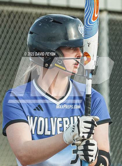 Thumbnail 1 in Pius XI Catholic @ Waukesha West photogallery.