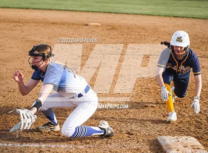 Thumbnail 2 in Pius XI Catholic @ Waukesha West photogallery.