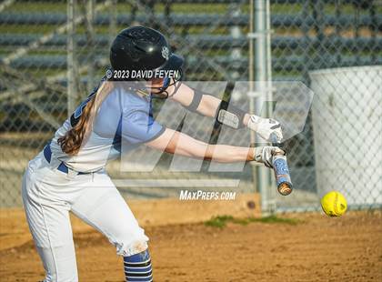 Thumbnail 1 in Pius XI Catholic @ Waukesha West photogallery.