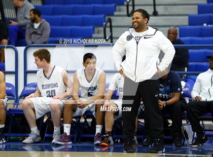 Thumbnail 2 in Mater Dei vs. Camarillo (Rolling Hills State Preview) photogallery.