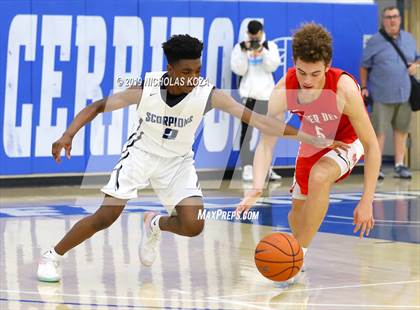 Thumbnail 1 in Mater Dei vs. Camarillo (Rolling Hills State Preview) photogallery.