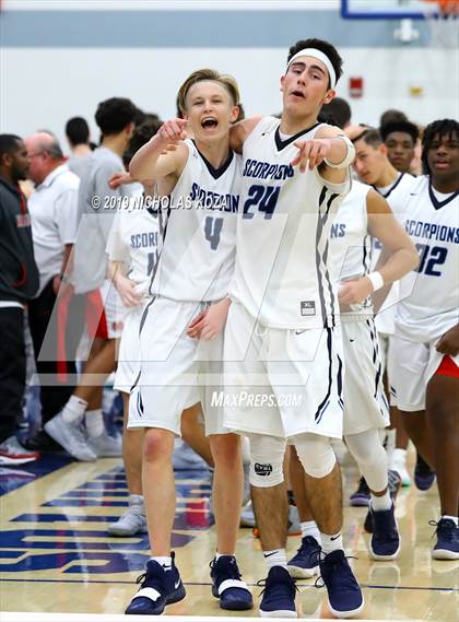 Thumbnail 3 in Mater Dei vs. Camarillo (Rolling Hills State Preview) photogallery.