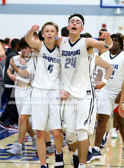 Thumbnail 1 in Mater Dei vs. Camarillo (Rolling Hills State Preview) photogallery.