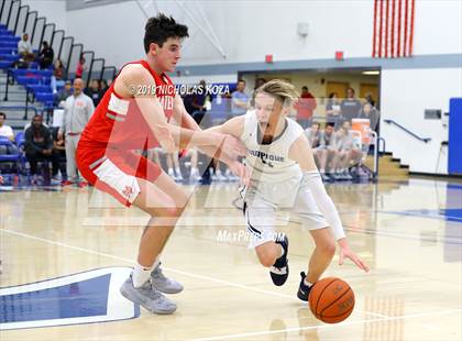 Thumbnail 1 in Mater Dei vs. Camarillo (Rolling Hills State Preview) photogallery.
