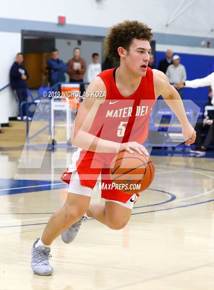 Thumbnail 3 in Mater Dei vs. Camarillo (Rolling Hills State Preview) photogallery.
