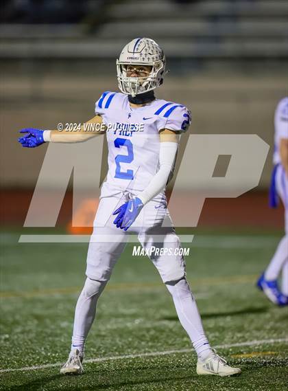 Thumbnail 2 in Seattle Prep @ Lakes (WIAA 3A 1st Round) photogallery.
