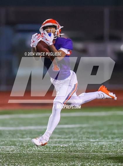 Thumbnail 1 in Seattle Prep @ Lakes (WIAA 3A 1st Round) photogallery.