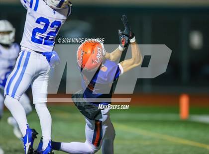 Thumbnail 1 in Seattle Prep @ Lakes (WIAA 3A 1st Round) photogallery.