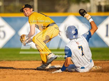 Thumbnail 1 in Capistrano Valley @ Fountain Valley photogallery.