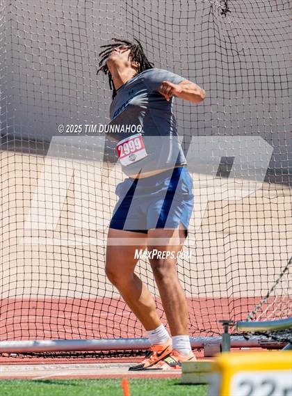 Thumbnail 1 in UIL 6A Boys Track & Field Finals photogallery.