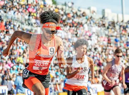 Thumbnail 3 in UIL 6A Boys Track & Field Finals photogallery.