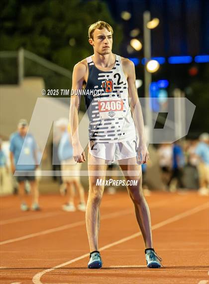 Thumbnail 2 in UIL 6A Boys Track & Field Finals photogallery.