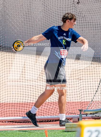 Thumbnail 2 in UIL 6A Boys Track & Field Finals photogallery.