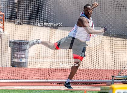 Thumbnail 1 in UIL 6A Boys Track & Field Finals photogallery.