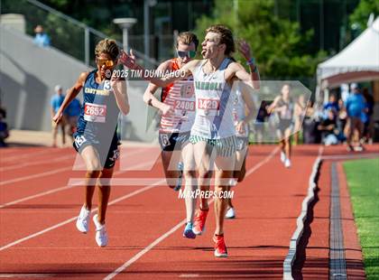 Thumbnail 1 in UIL 6A Boys Track & Field Finals photogallery.