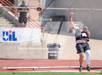 Thumbnail 1 in UIL 6A Boys Track & Field Finals photogallery.