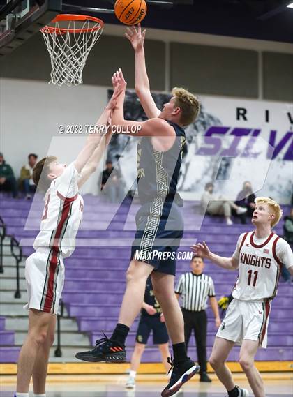 Thumbnail 3 in Snow Canyon vs. Northridge (Riverton Holiday Tournament) photogallery.