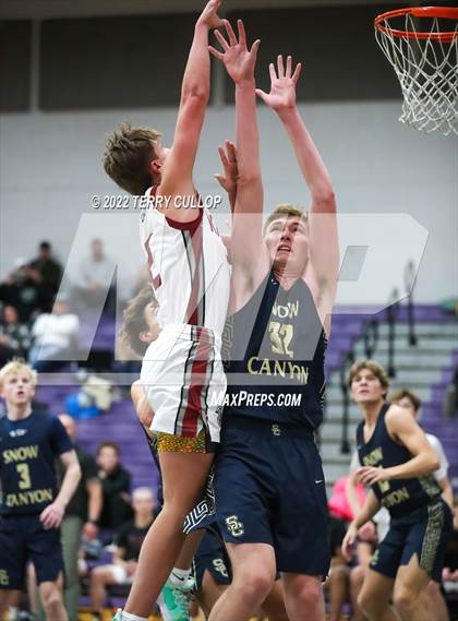 Thumbnail 2 in Snow Canyon vs. Northridge (Riverton Holiday Tournament) photogallery.