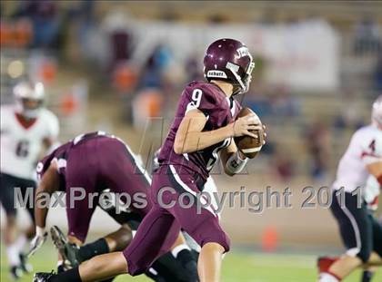 Thumbnail 2 in Union vs. Jenks photogallery.