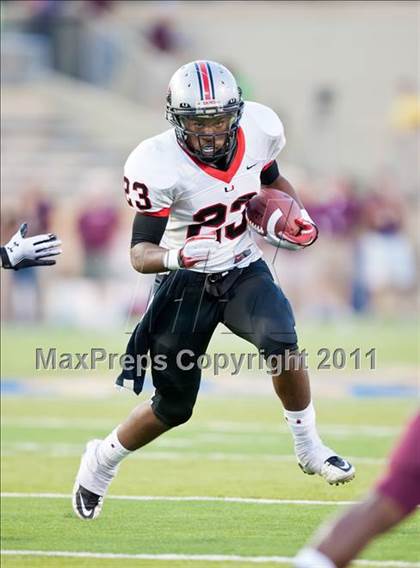 Thumbnail 2 in Union vs. Jenks photogallery.